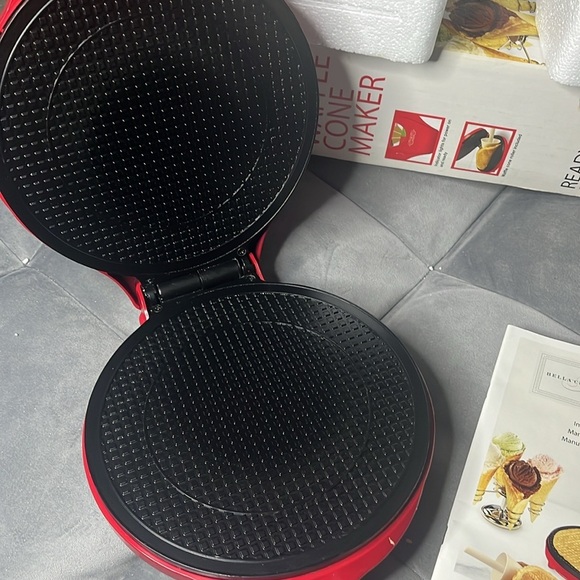 “Bella Cucina- Waffle Cone Maker” - Picture 6 of 6